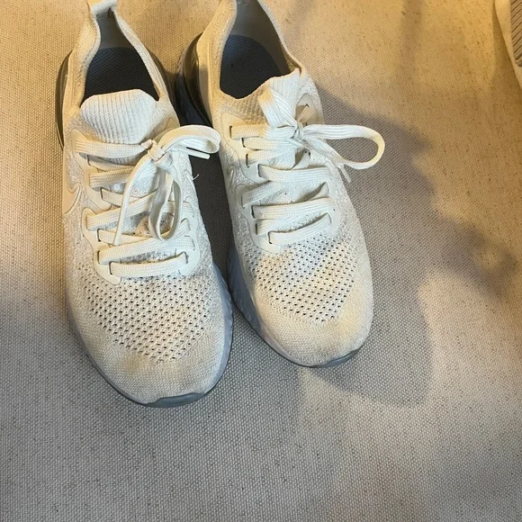 Nike Epic React Flyknit 2 - Picture 6 of 10